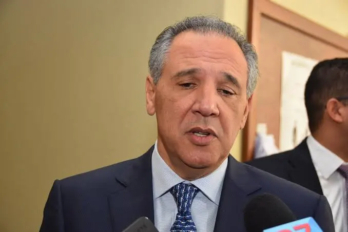 La defensa de Peralta muestra el uso de “relleno” en el expediente Calamar  – Cronicas del obelisco